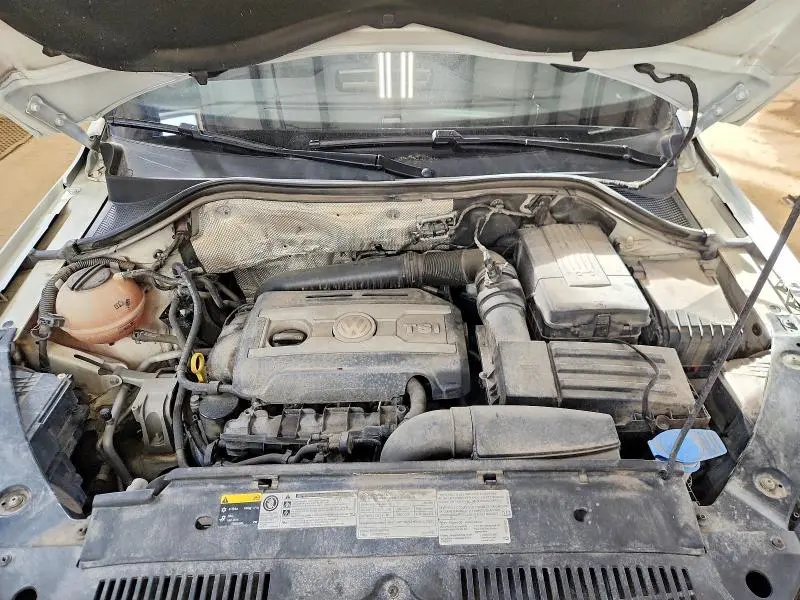 2014 VOLKSWAGEN TIGUAN S  