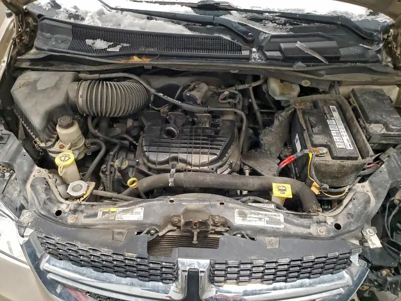 2015 DODGE GRAND CARAVAN SE  