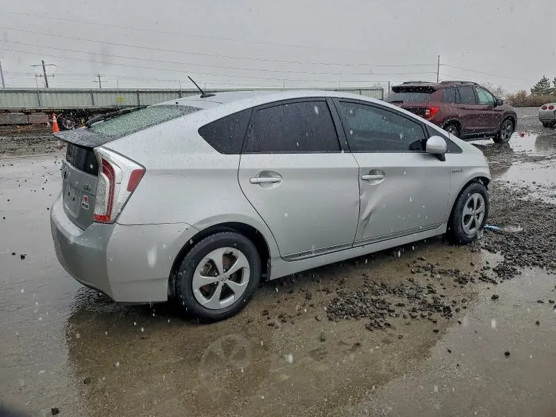 2012 TOYOTA PRIUS   