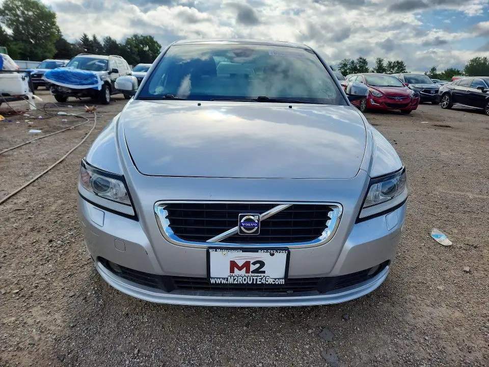 2010 VOLVO S40 2.4I  