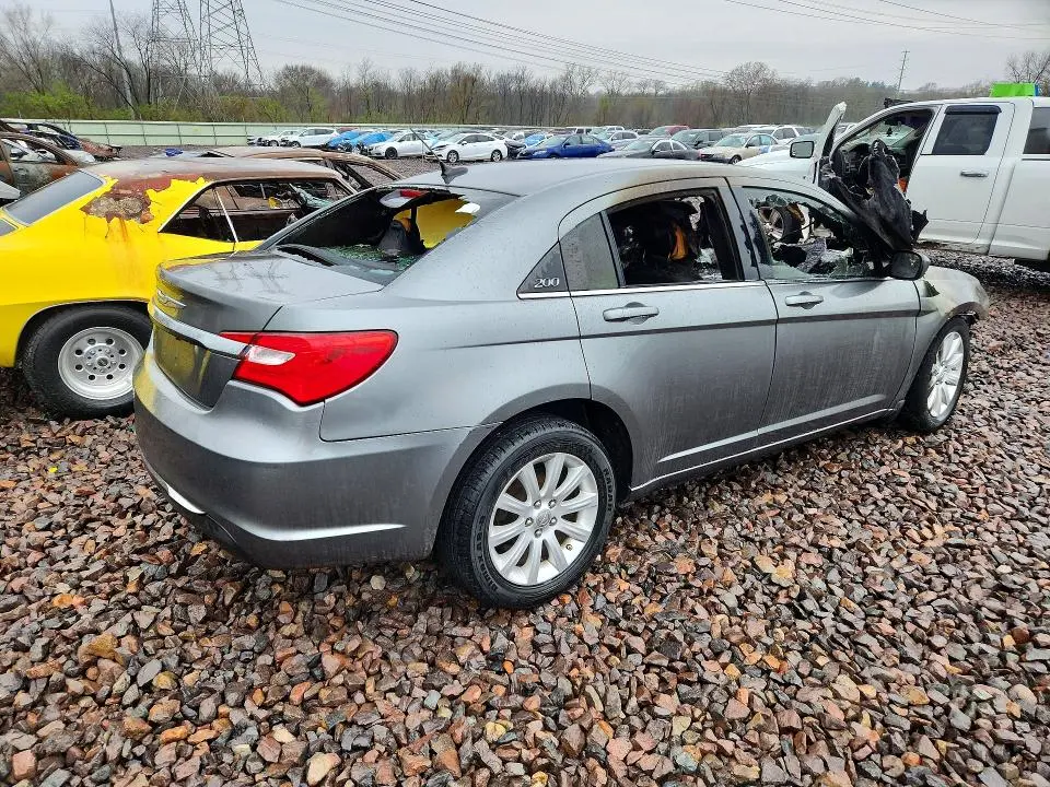 2013 CHRYSLER 200 TOURING  