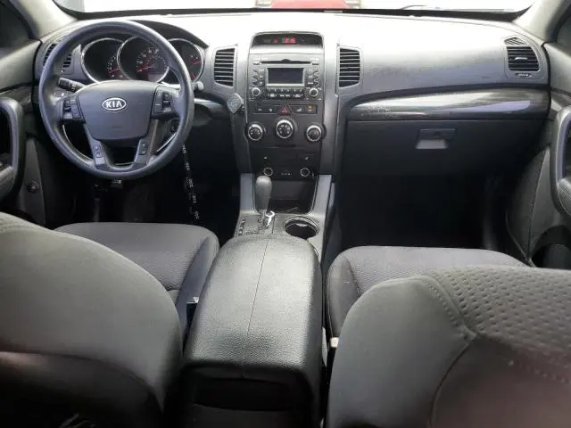 2011 KIA SORENTO BASE  