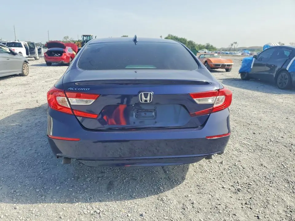 2018 HONDA ACCORD LX  