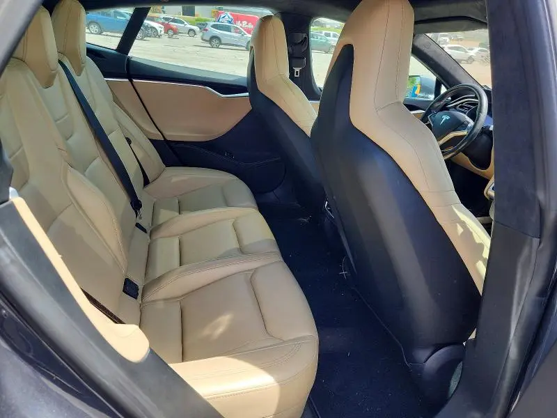 2015 TESLA MODEL S 85D  