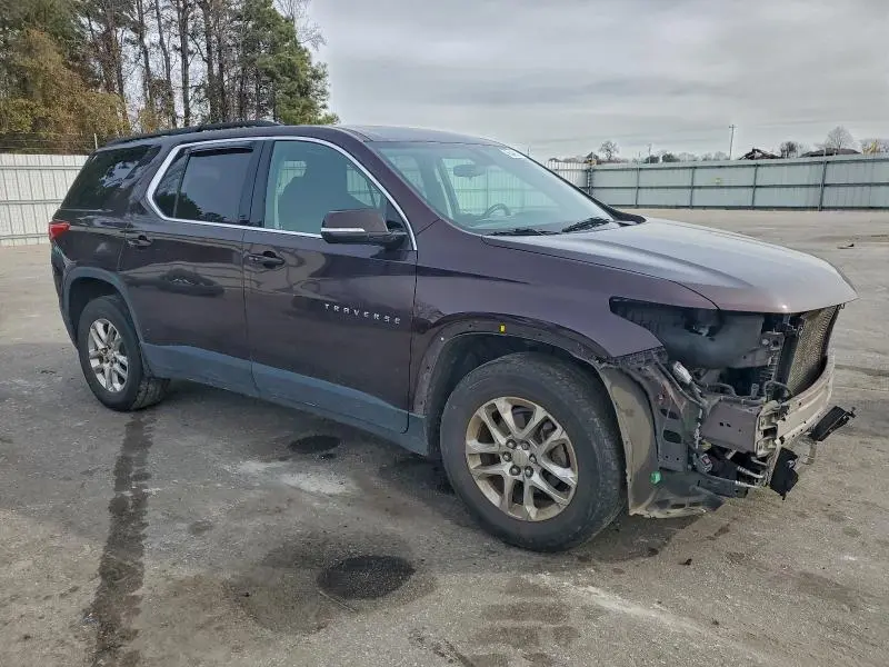 2020 CHEVROLET TRAVERSE LT  