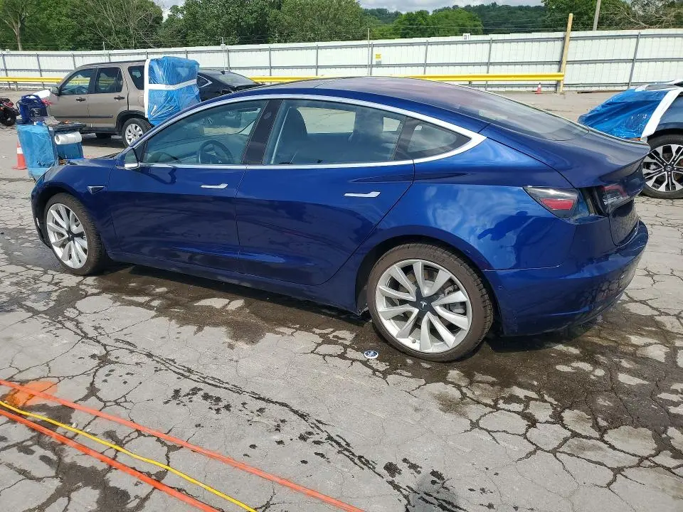 2018 TESLA MODEL 3   