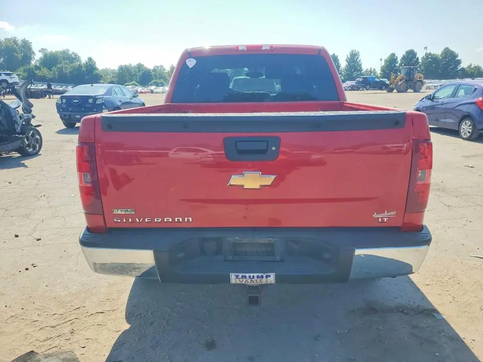 2011 CHEVROLET SILVERADO K1500 LT  