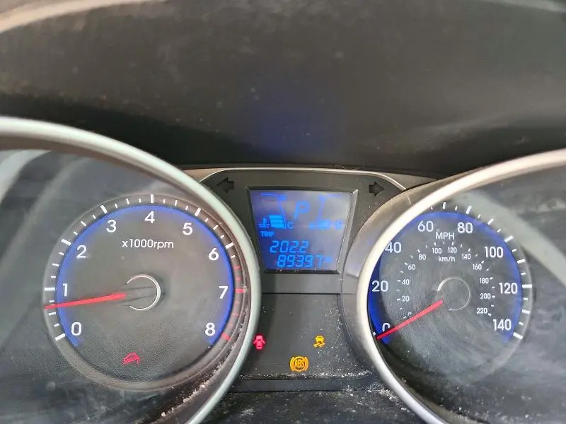 2012 HYUNDAI TUCSON GLS  