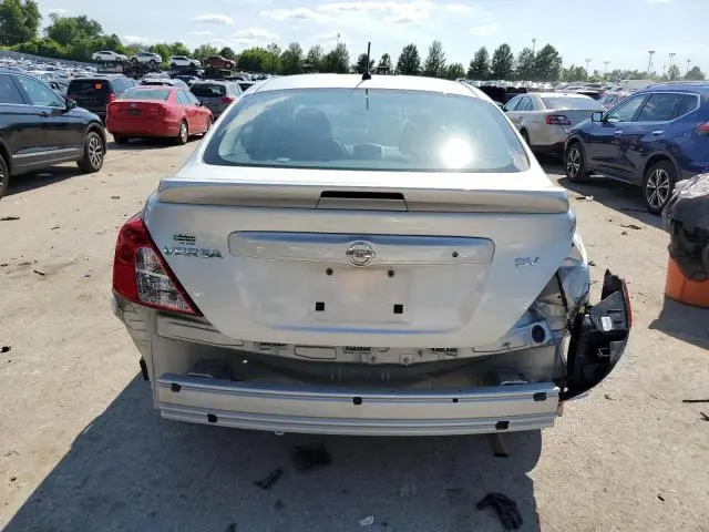 2019 NISSAN VERSA S  