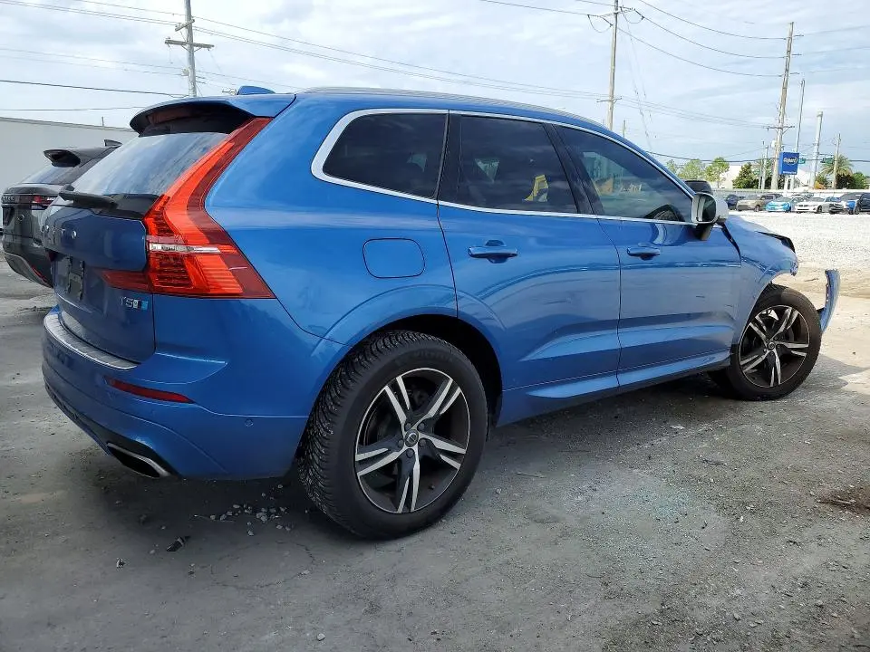 2018 VOLVO XC60 T5 R-DESIGN  