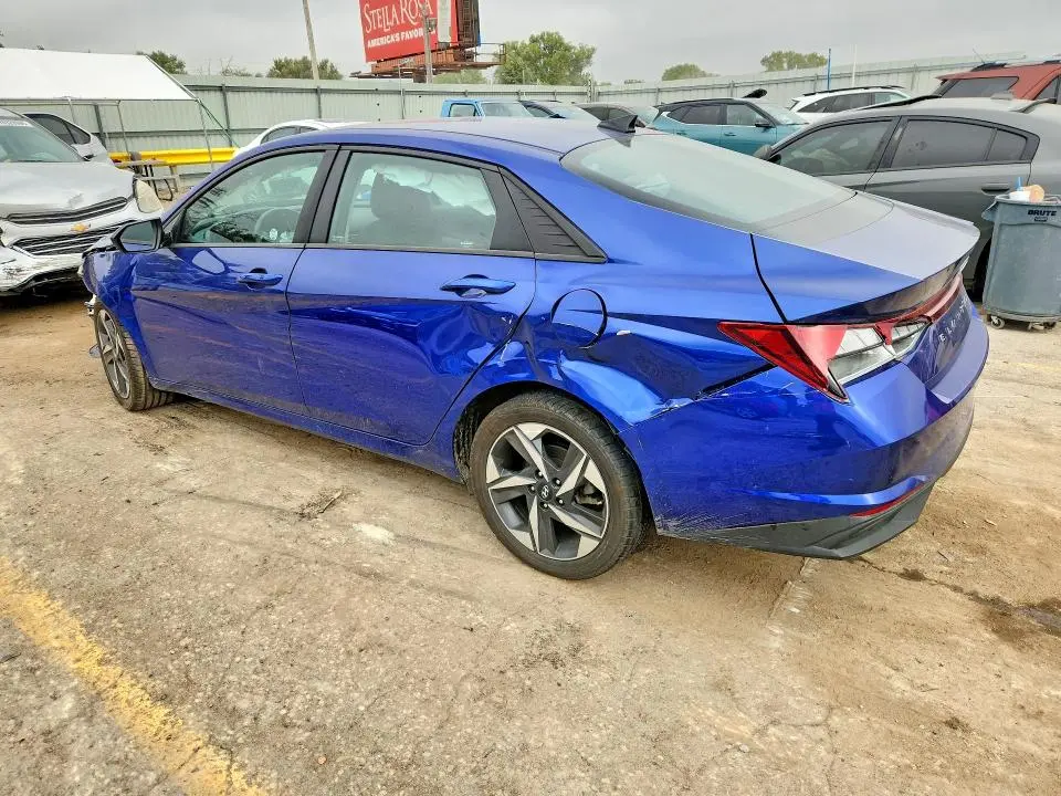 2023 HYUNDAI ELANTRA SEL  