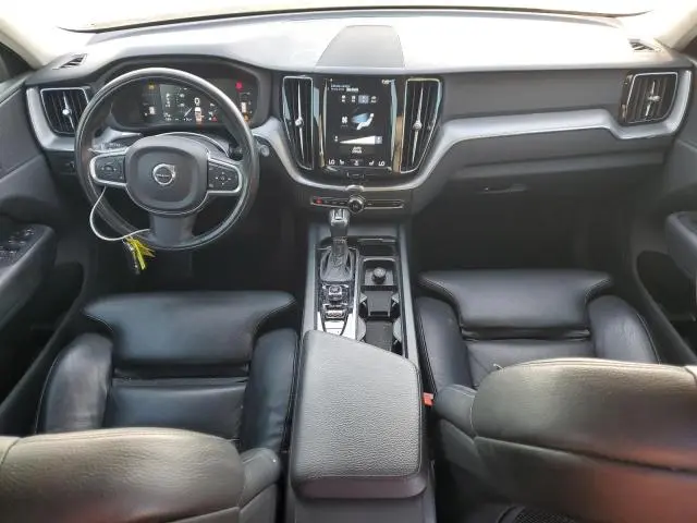 2019 VOLVO XC60 T5 MOMENTUM  