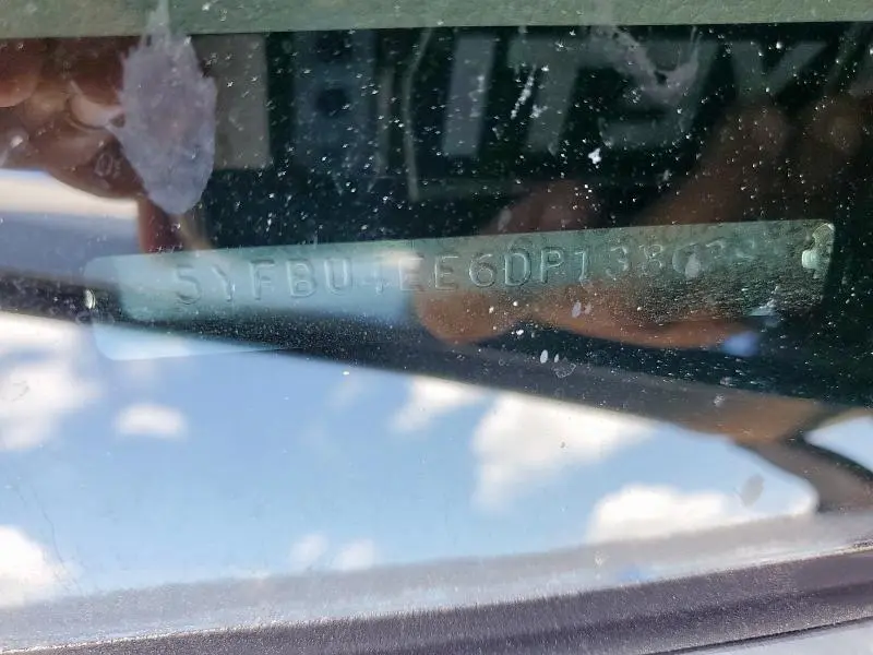 2013 TOYOTA COROLLA BASE  