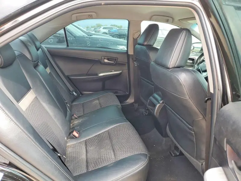 2012 TOYOTA CAMRY SE  