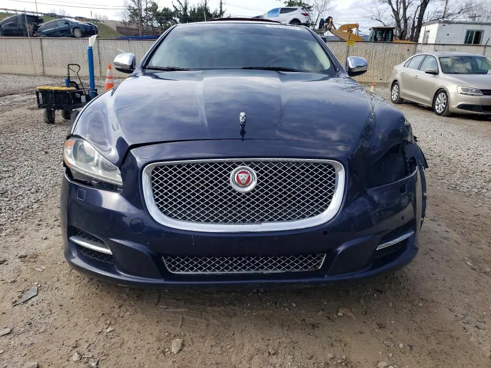 2014 JAGUAR XJL PORTFOLIO  