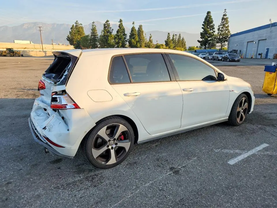 2016 VOLKSWAGEN GTI S  