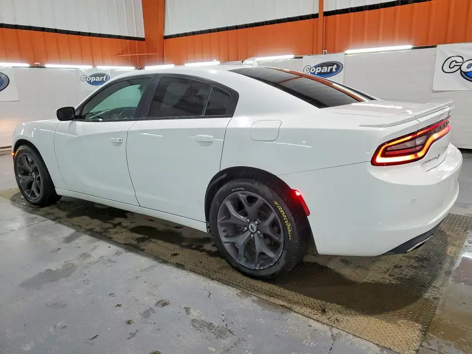 2019 DODGE CHARGER SXT  