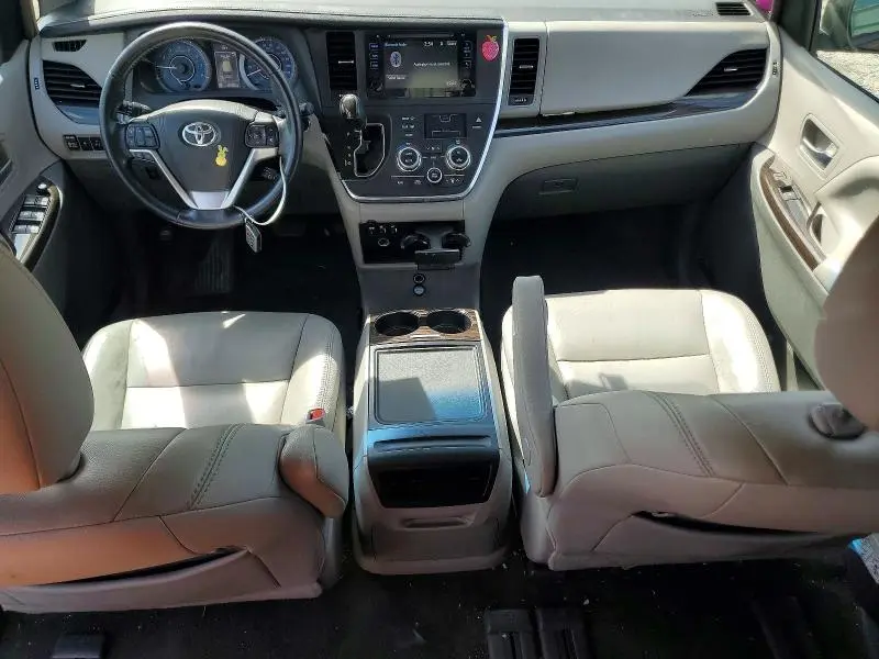 2015 TOYOTA SIENNA XLE 8-PASSENGER  