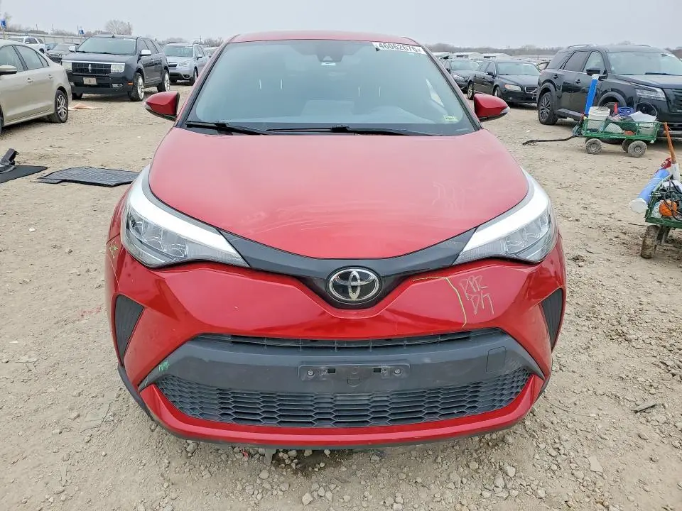 2020 TOYOTA C-HR XLE  
