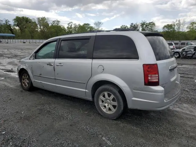 2010 CHRYSLER TOWN & COUNTRY TOURING  
