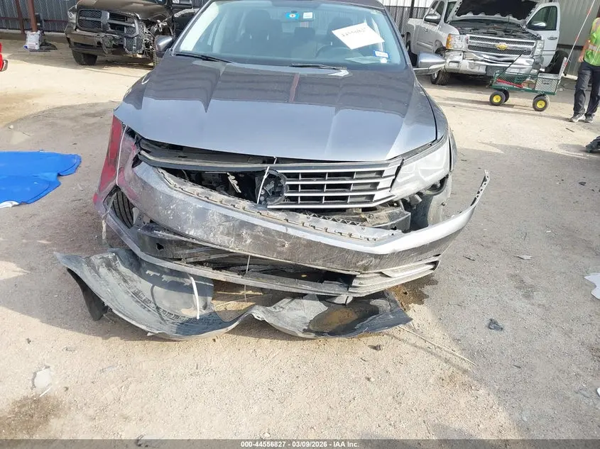 2017 VOLKSWAGEN PASSAT 1.8T S
