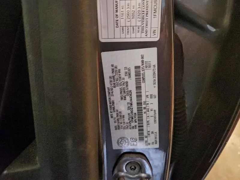 2021 FORD ESCAPE TITANIUM  