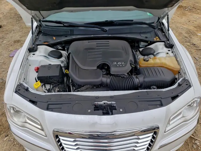 2012 CHRYSLER 300 LIMITED  