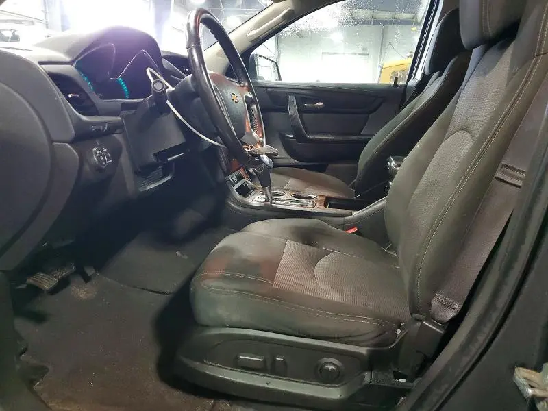 2013 CHEVROLET TRAVERSE LT  