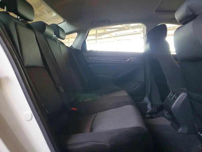 2018 HONDA ACCORD EX  