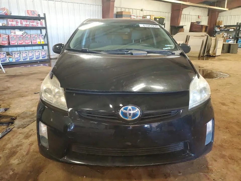 2010 TOYOTA PRIUS III  