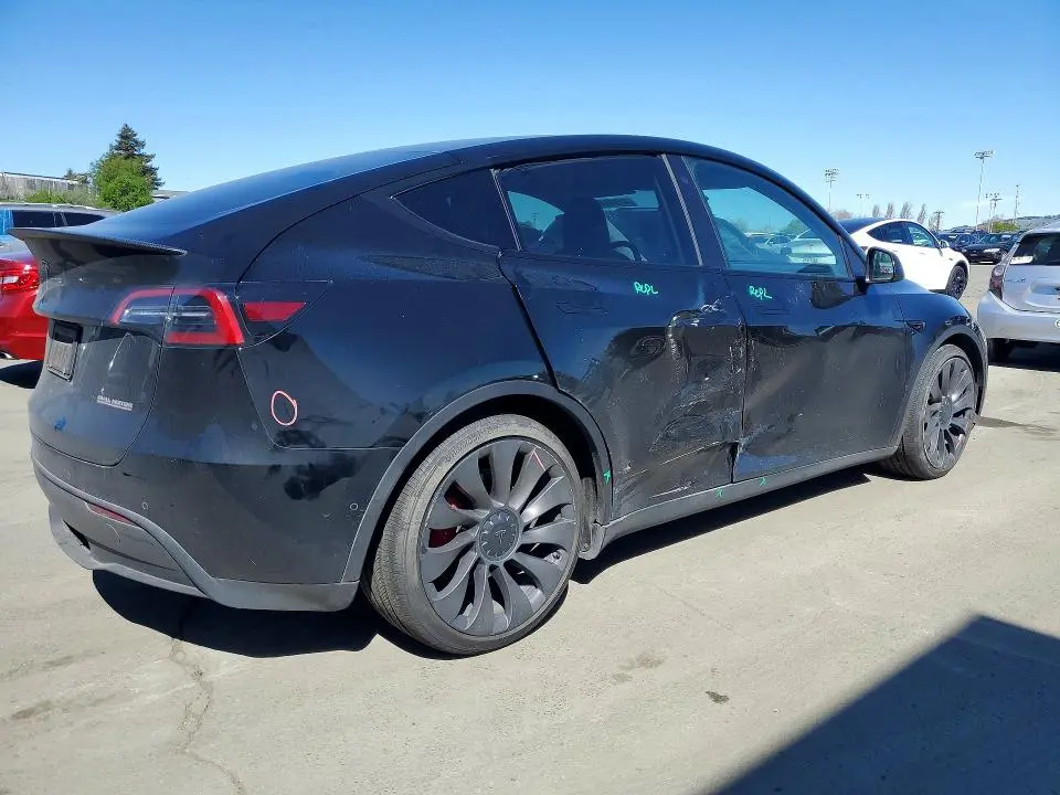 2021 TESLA MODEL Y   