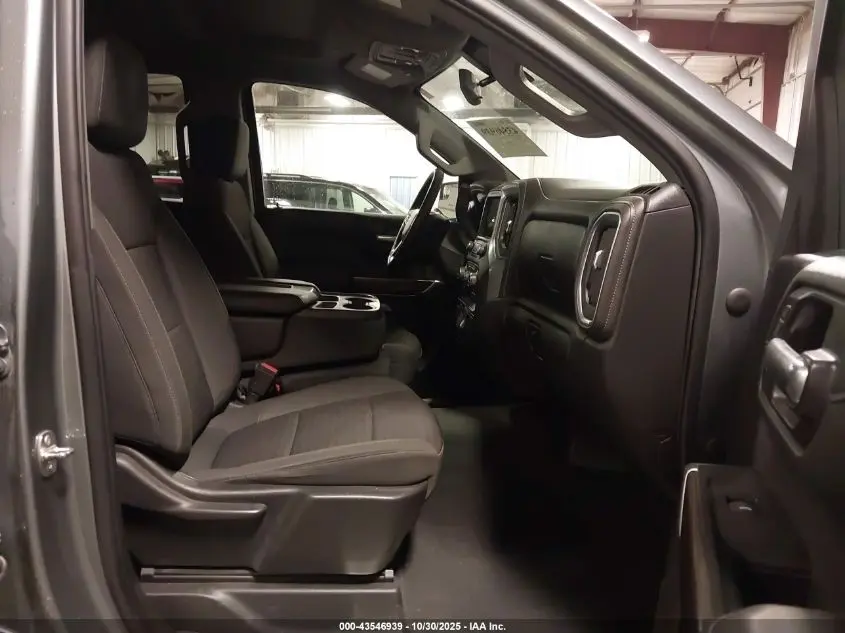 2022 CHEVROLET SILVERADO 1500 LTD 4WD  STANDARD BED LT