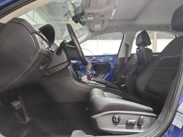 2017 VOLKSWAGEN PASSAT SE  