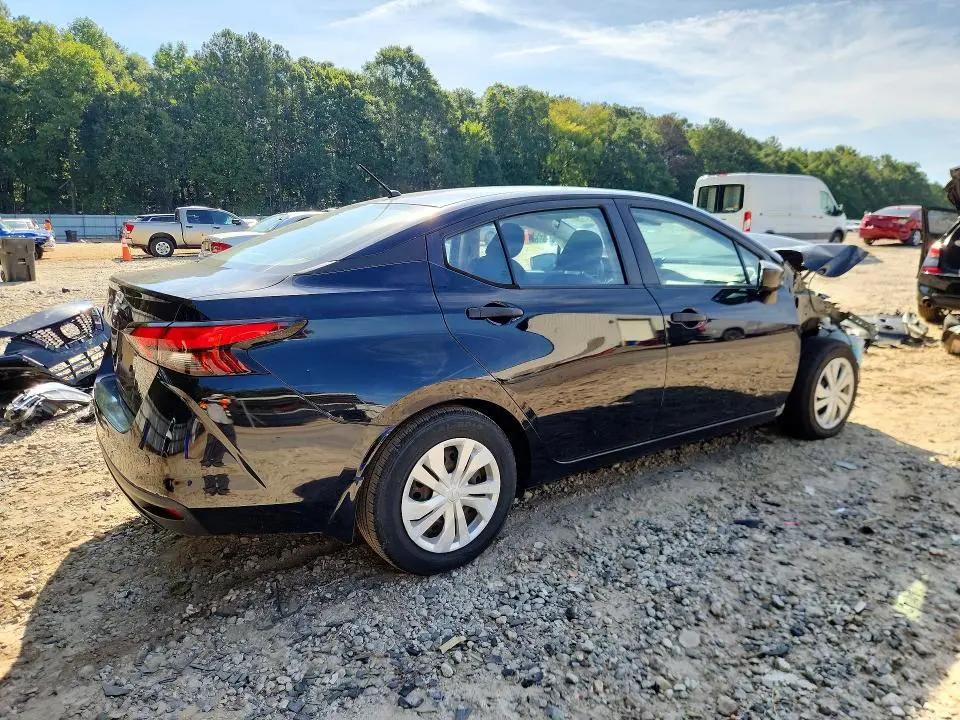 2020 NISSAN VERSA S  