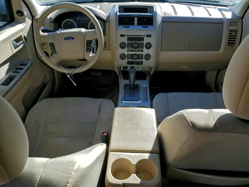 2011 FORD ESCAPE XLT  