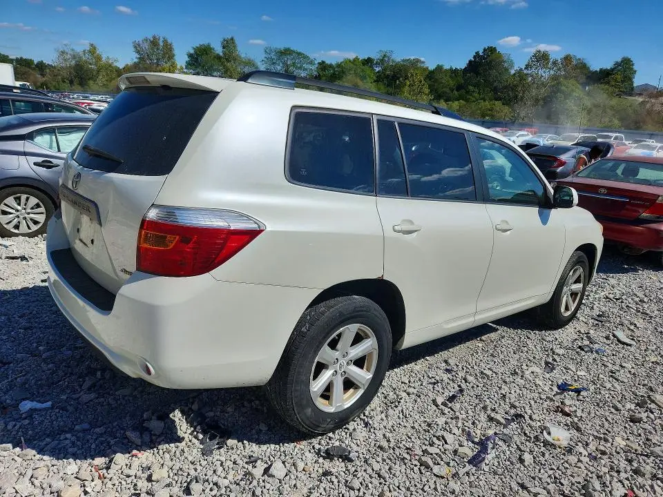 2010 TOYOTA HIGHLANDER BASE  