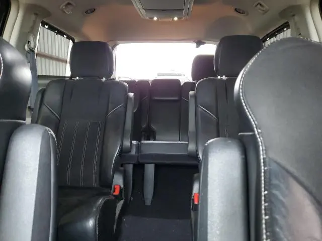 2016 CHRYSLER TOWN & COUNTRY LIMITED  