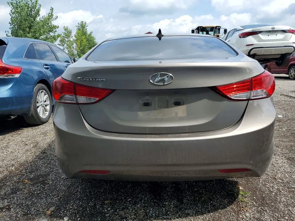 2013 HYUNDAI ELANTRA GLS  