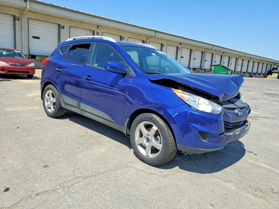 2011 HYUNDAI TUCSON GLS  