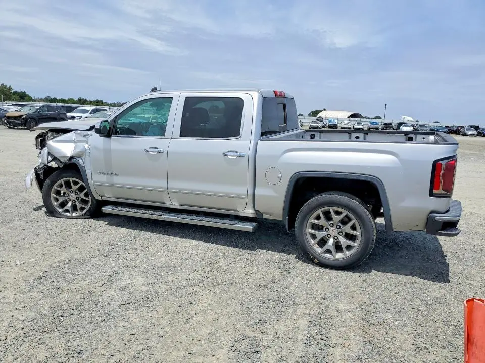 2018 GMC SIERRA K1500 SLT  