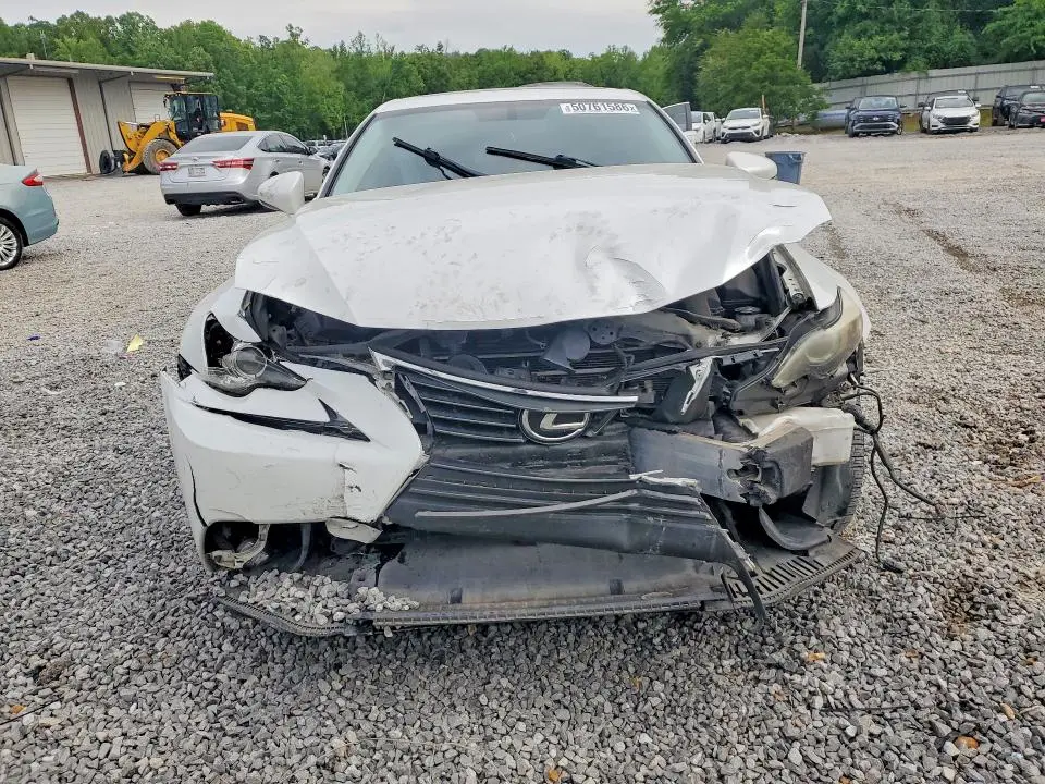 2016 LEXUS IS 200T  