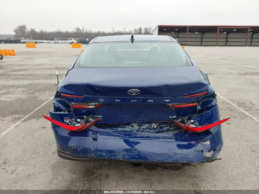 2025 TOYOTA CAMRY LE