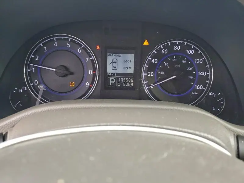 2010 INFINITI G37 BASE  