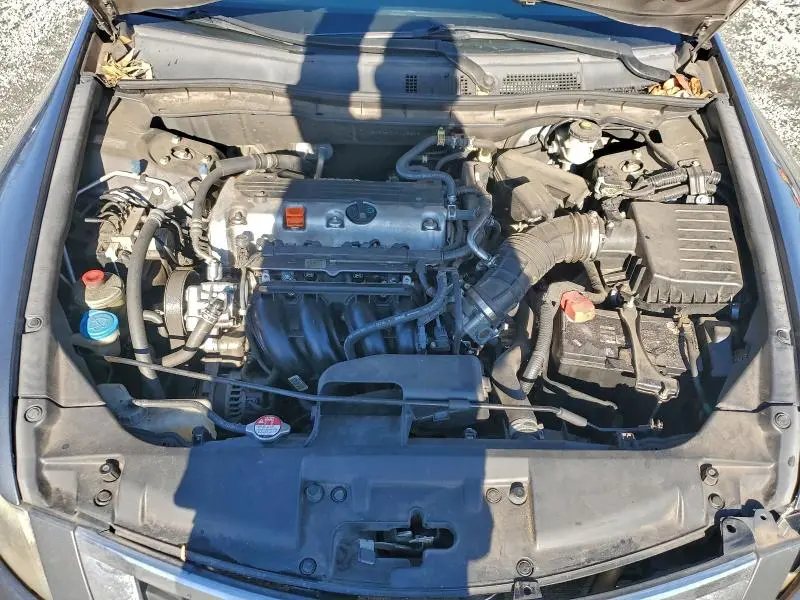 2010 HONDA ACCORD LX  