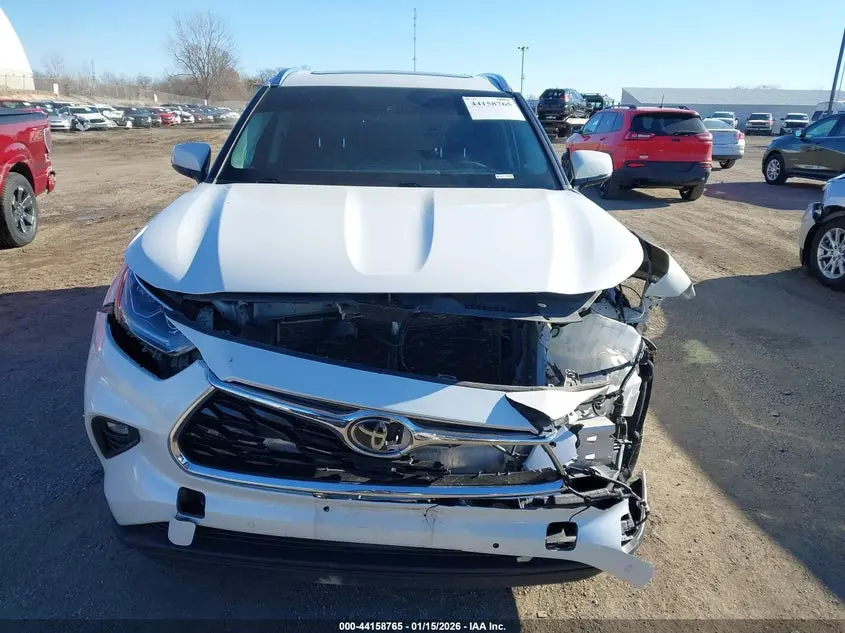 2020 TOYOTA HIGHLANDER LIMITED