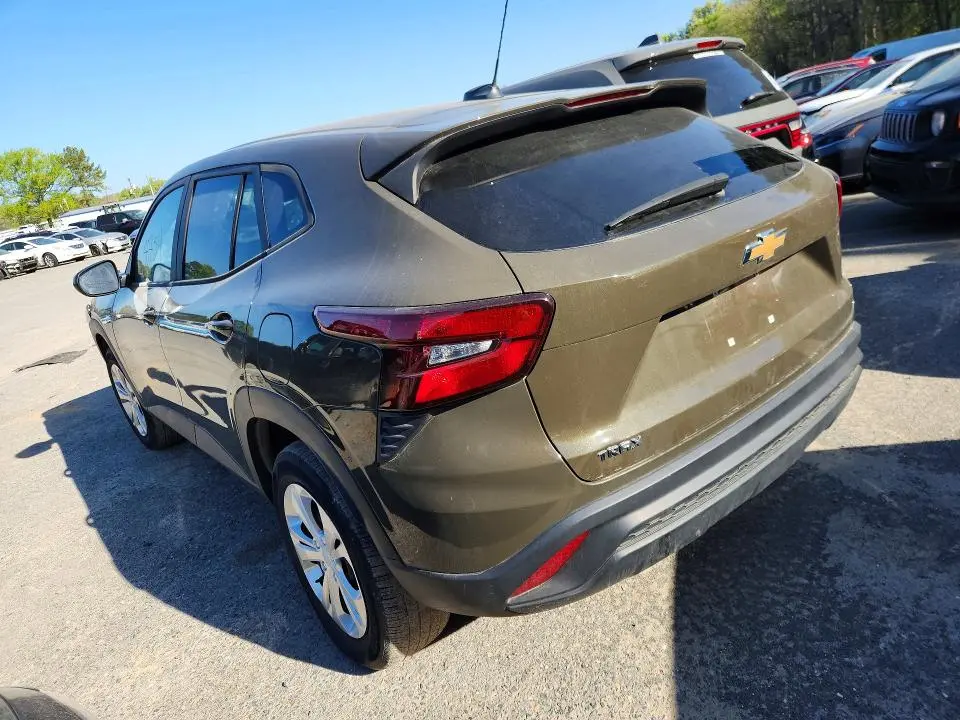 2024 CHEVROLET TRAX LS  