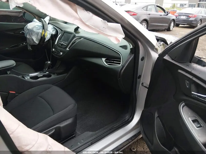 2017 CHEVROLET MALIBU LS