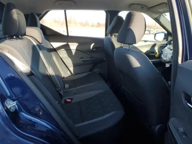 2020 NISSAN KICKS SV  