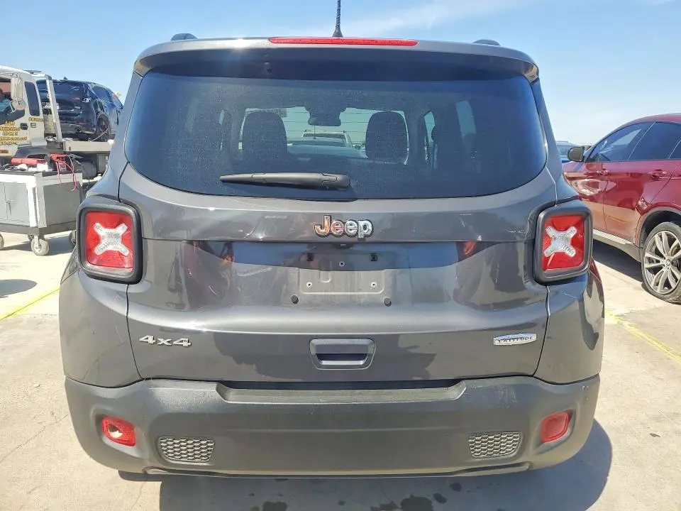 2022 JEEP RENEGADE LATITUDE  
