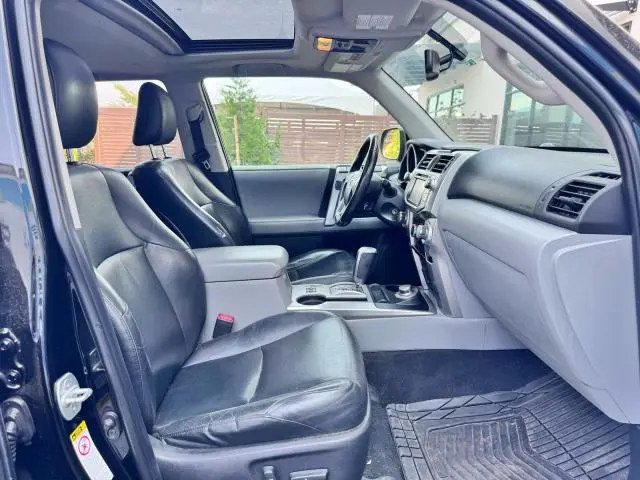 2013 TOYOTA 4RUNNER SR5  